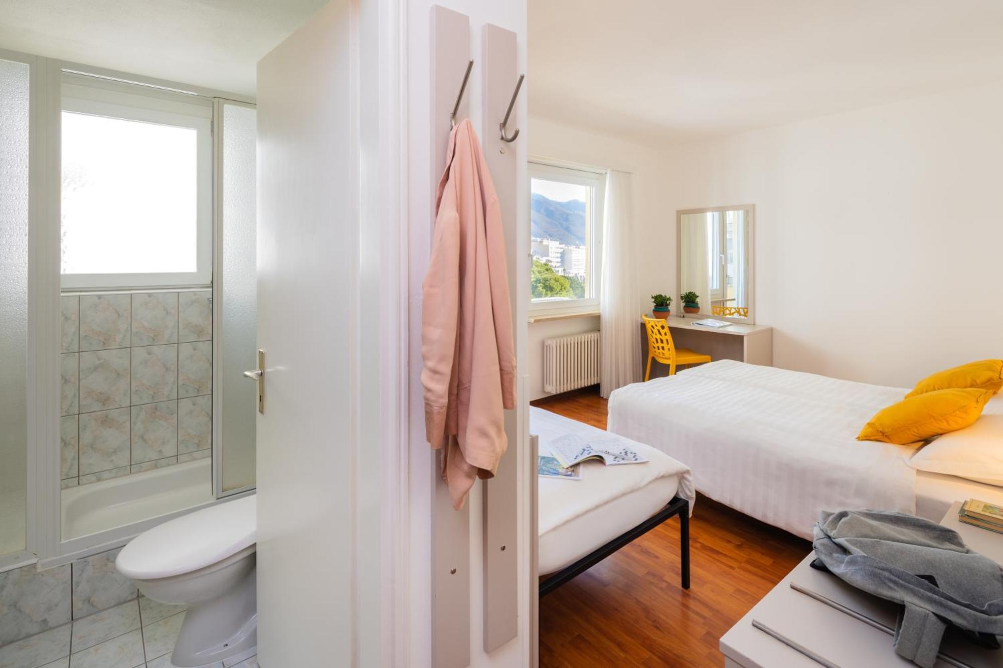 Hotel Rondinella Локарно Экстерьер фото